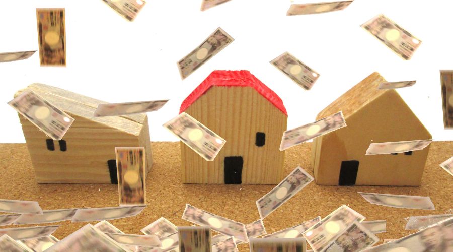 家の模型とお金