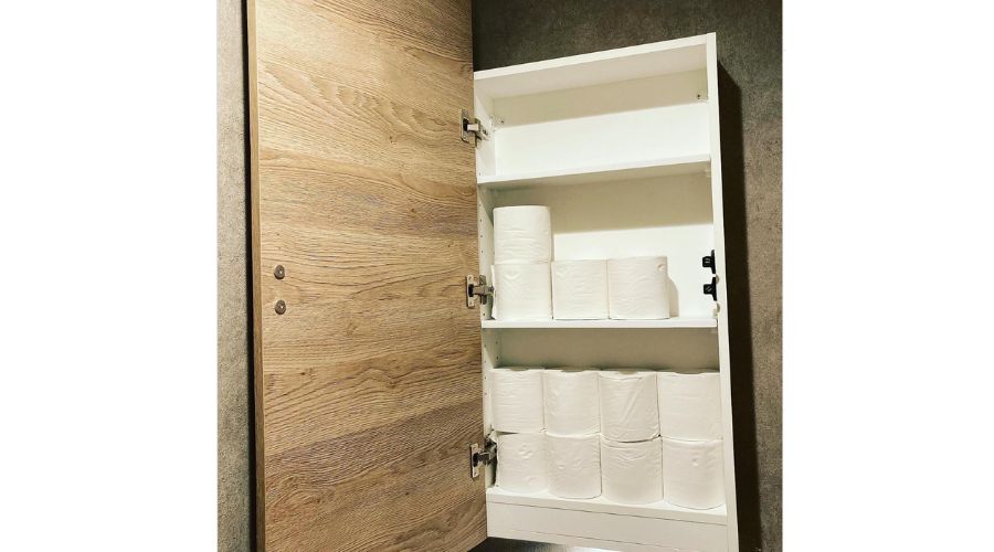 一条工務店のトイレ背面収納