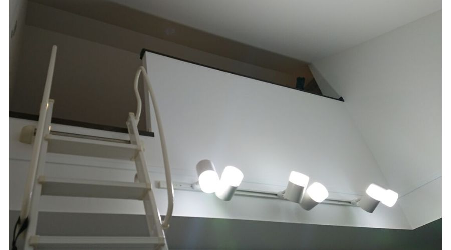 一条工務店のロフト(1.5階中二階)外観